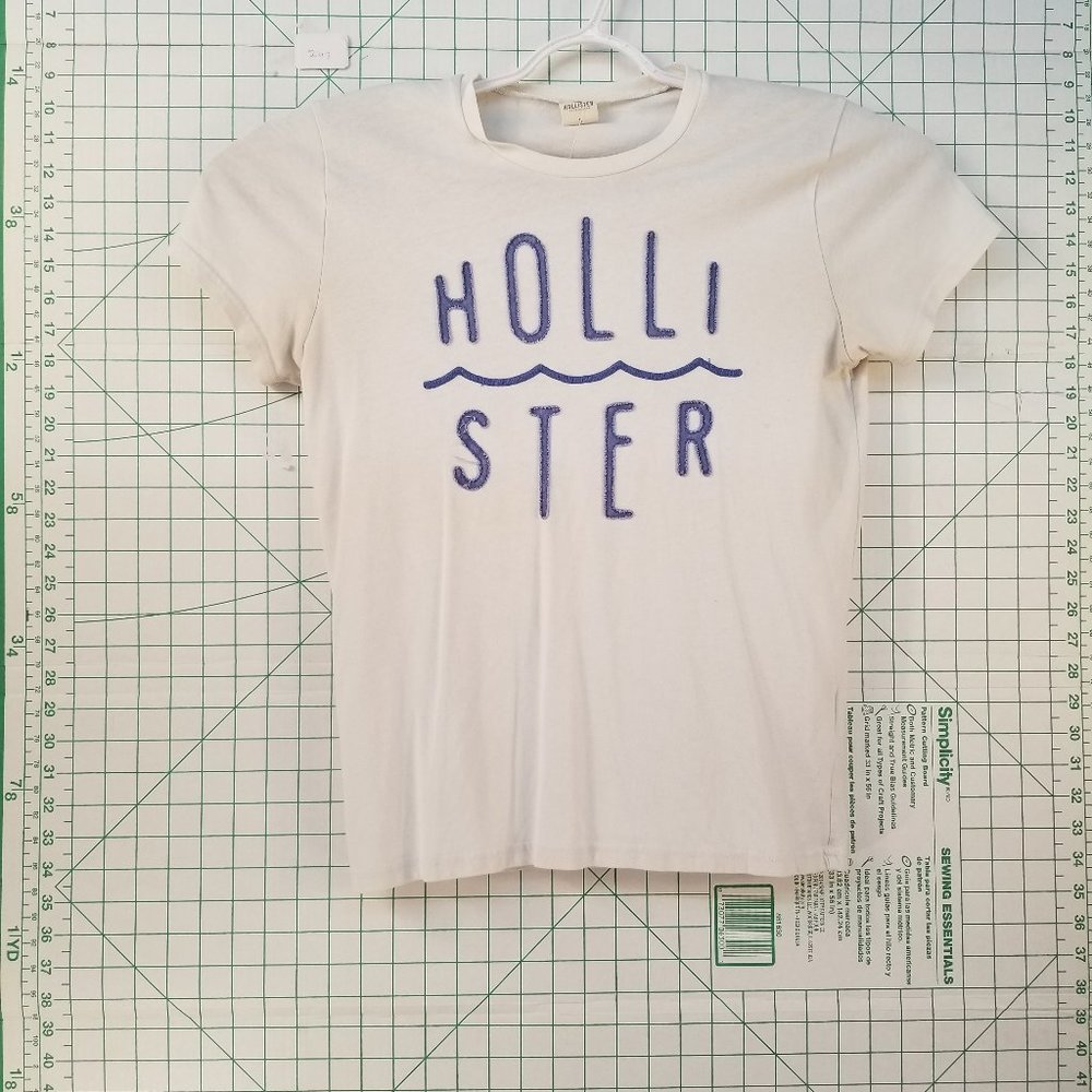 White Hollister Tee Small